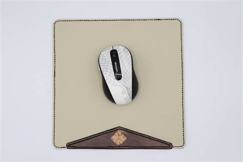 Gucci Mouse pad Tiger Khaki/Gray Color Leather Mouse Pad 